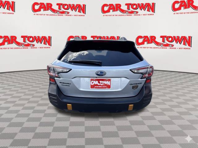 Used 2022 Subaru Outback Wilderness w/ Wilderness Package AWD/4WD image 15