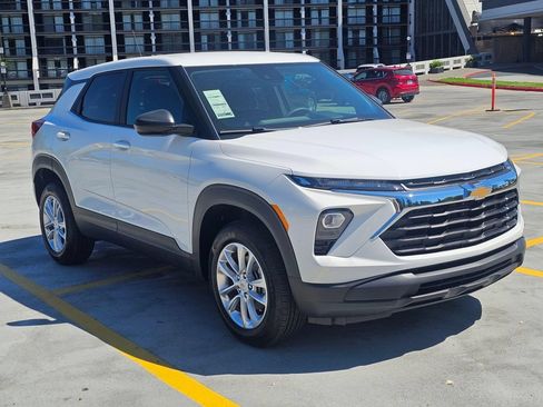 New 2026 Chevrolet TrailBlazer LS w/ LS Convenience Package AWD/4WD image 7