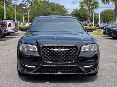 Used 2020 Chrysler 300 S RWD image 2