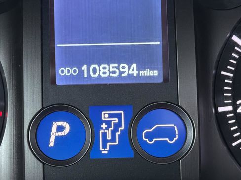 Used 2018 Lexus GX 460 image 26