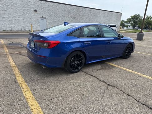 Used 2023 Honda Civic Sport image 31