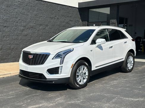 New 2026 Cadillac XT5 Luxury w/ LPO, Floor Liner Package image 1