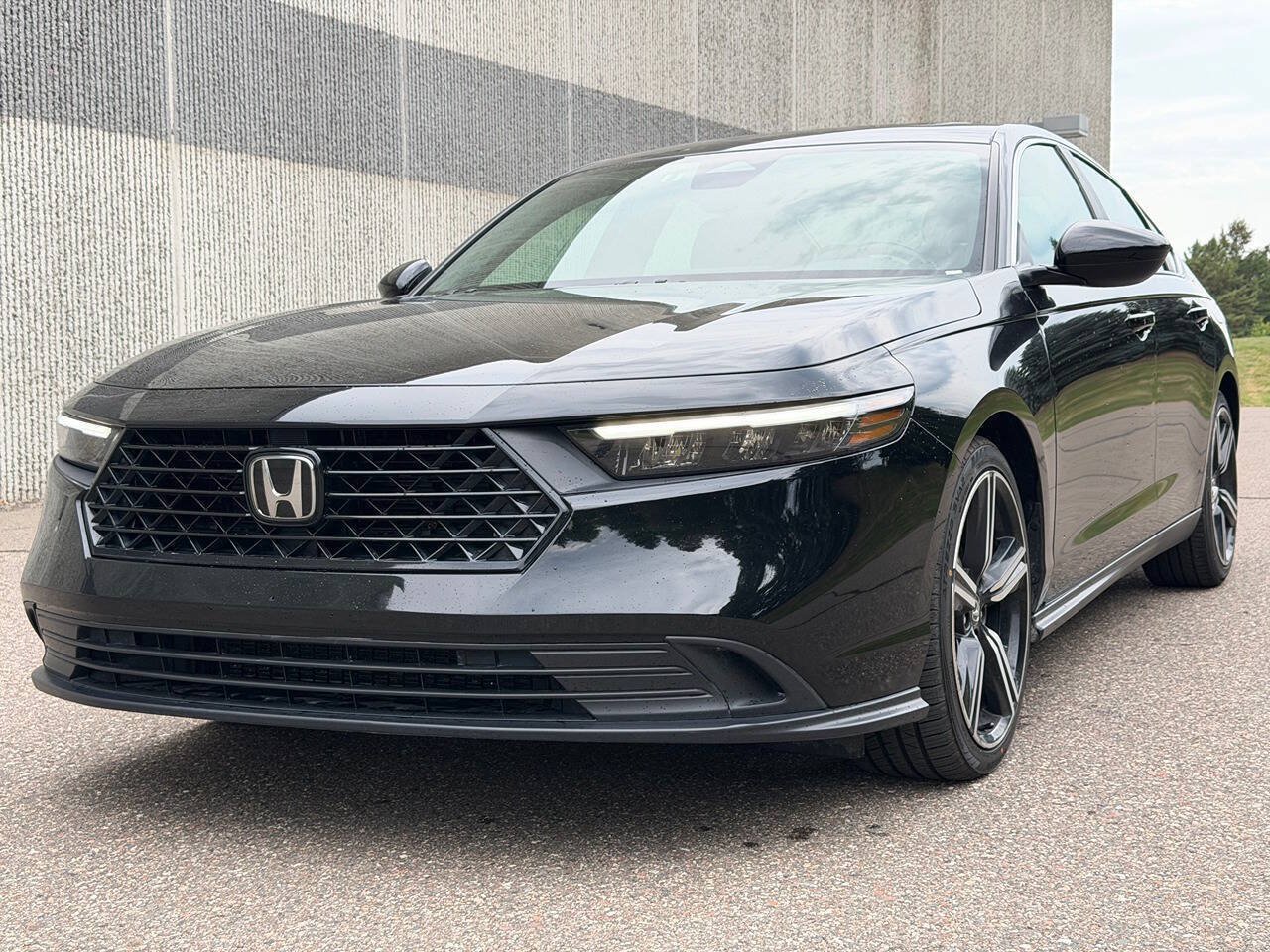 Used 2024 Honda Accord Sport image 1