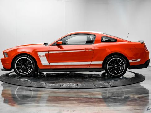 Used 2012 Ford Mustang Boss 302 w/ Boss 302 Accessory Pkg RWD image 7