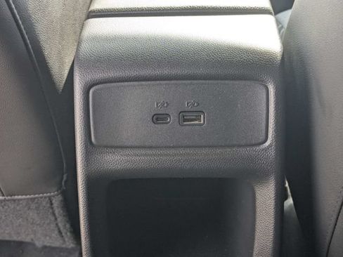 Used 2025 Chevrolet Trax LT FWD image 14