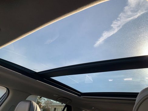 Used 2023 Honda Pilot Elite image 27