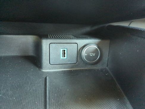 Used 2020 Ford Escape SE FWD image 33