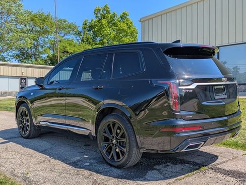Used 2020 Cadillac XT6 Sport w/ Platinum Package AWD/4WD image 3
