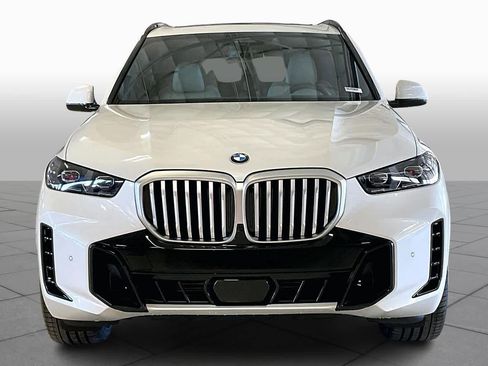 New 2026 BMW X5 xDrive40i w/ M Sport Package image 3