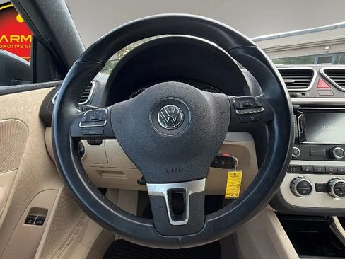 Used 2014 Volkswagen Eos Komfort FWD image 19