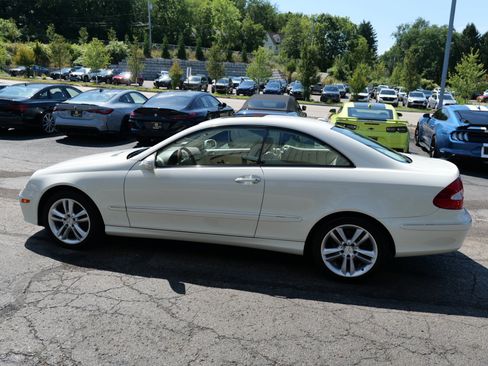 Used 2007 Mercedes-Benz CLK 350 2dr Coupe 3.5L image 69
