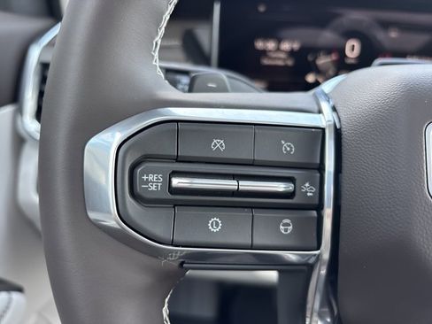 New 2026 GMC Acadia Denali w/ Super Cruise Package image 34