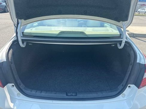 Used 2016 Honda Accord EX-L image 12