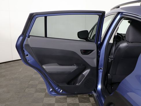 Used 2024 Subaru Crosstrek 2.0i Premium image 20