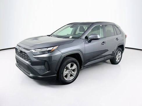 Used 2025 Toyota RAV4 XLE FWD image 3