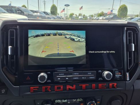 Used 2025 Nissan Frontier Pro-X RWD image 20