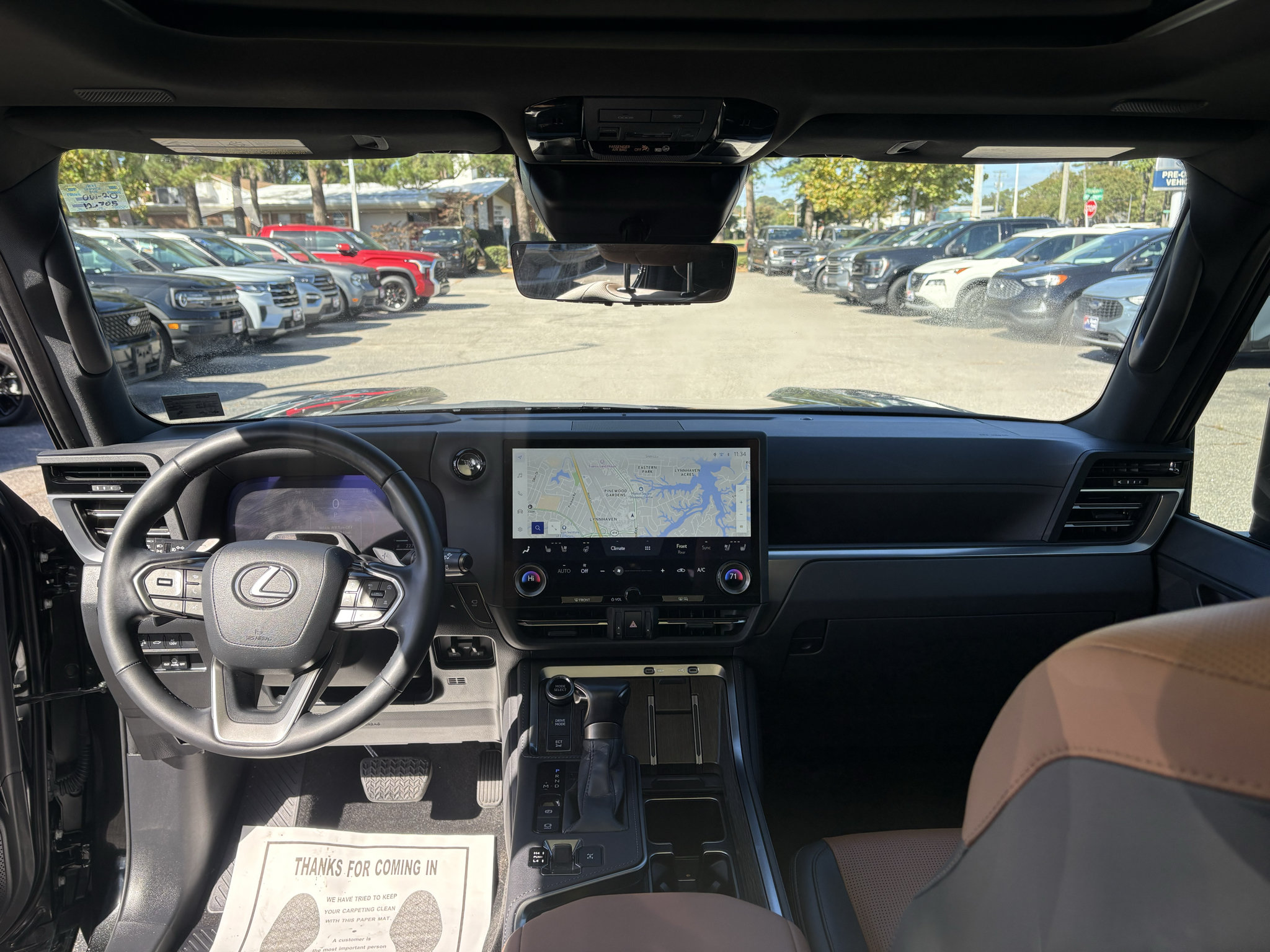 Used 2025 Lexus GX 550 w/ Accessory Package (2T) AWD/4WD image 12