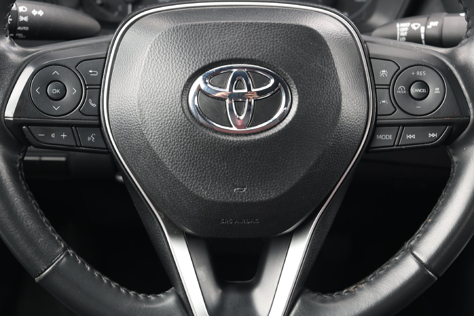 Used 2025 Toyota Corolla SE FWD image 15