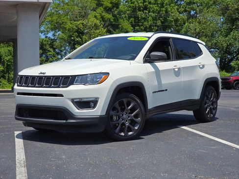 Used 2021 Jeep Compass Latitude w/ Driver Assistance Group FWD image 1
