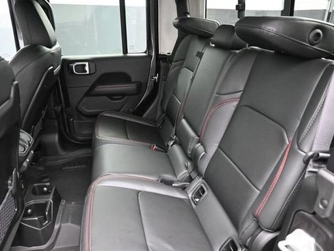New 2026 Jeep Gladiator Rubicon AWD/4WD image 12