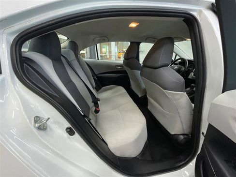 Used 2020 Toyota Corolla LE FWD image 24
