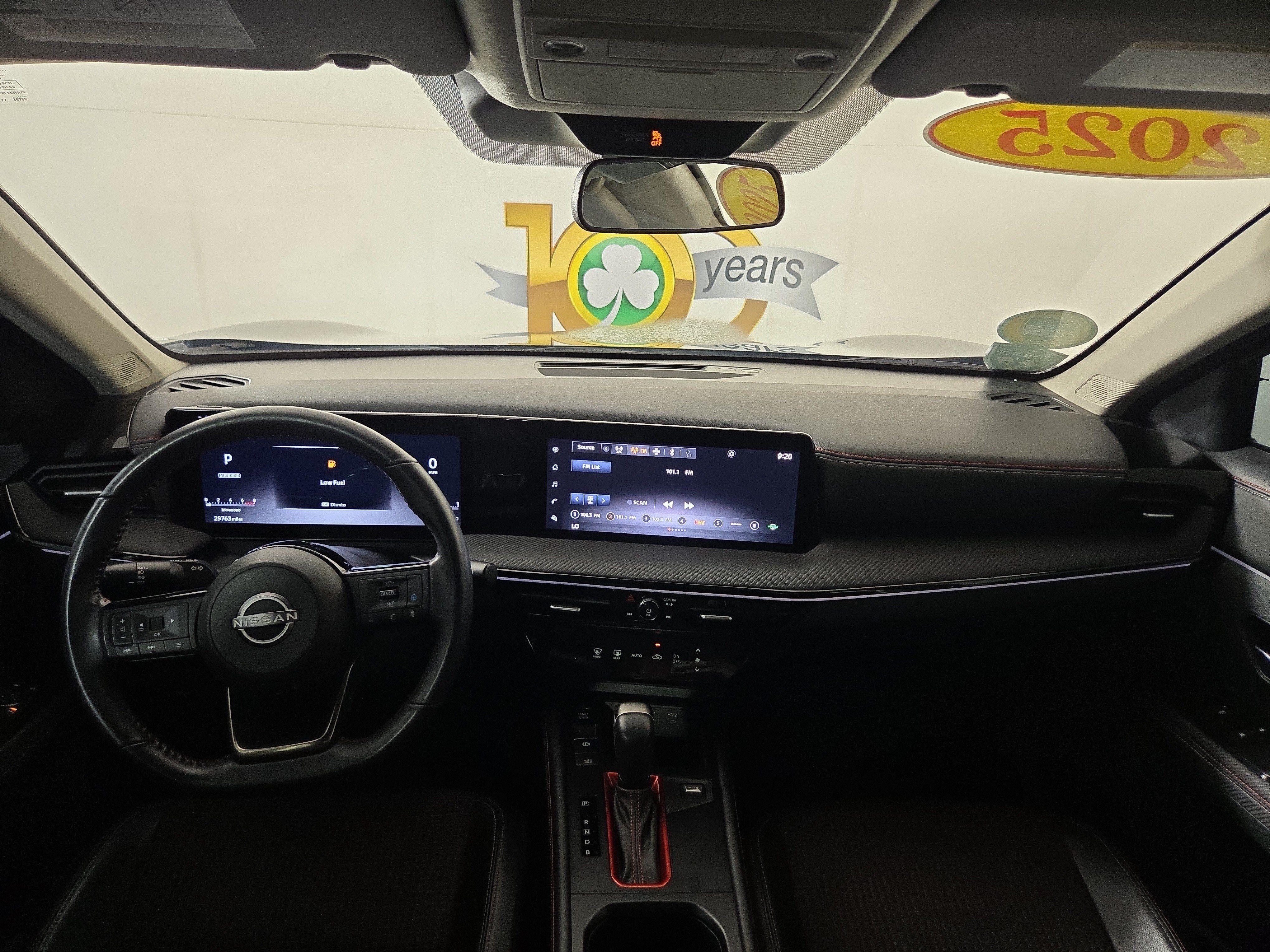 Used 2025 Nissan Kicks SR AWD/4WD image 13