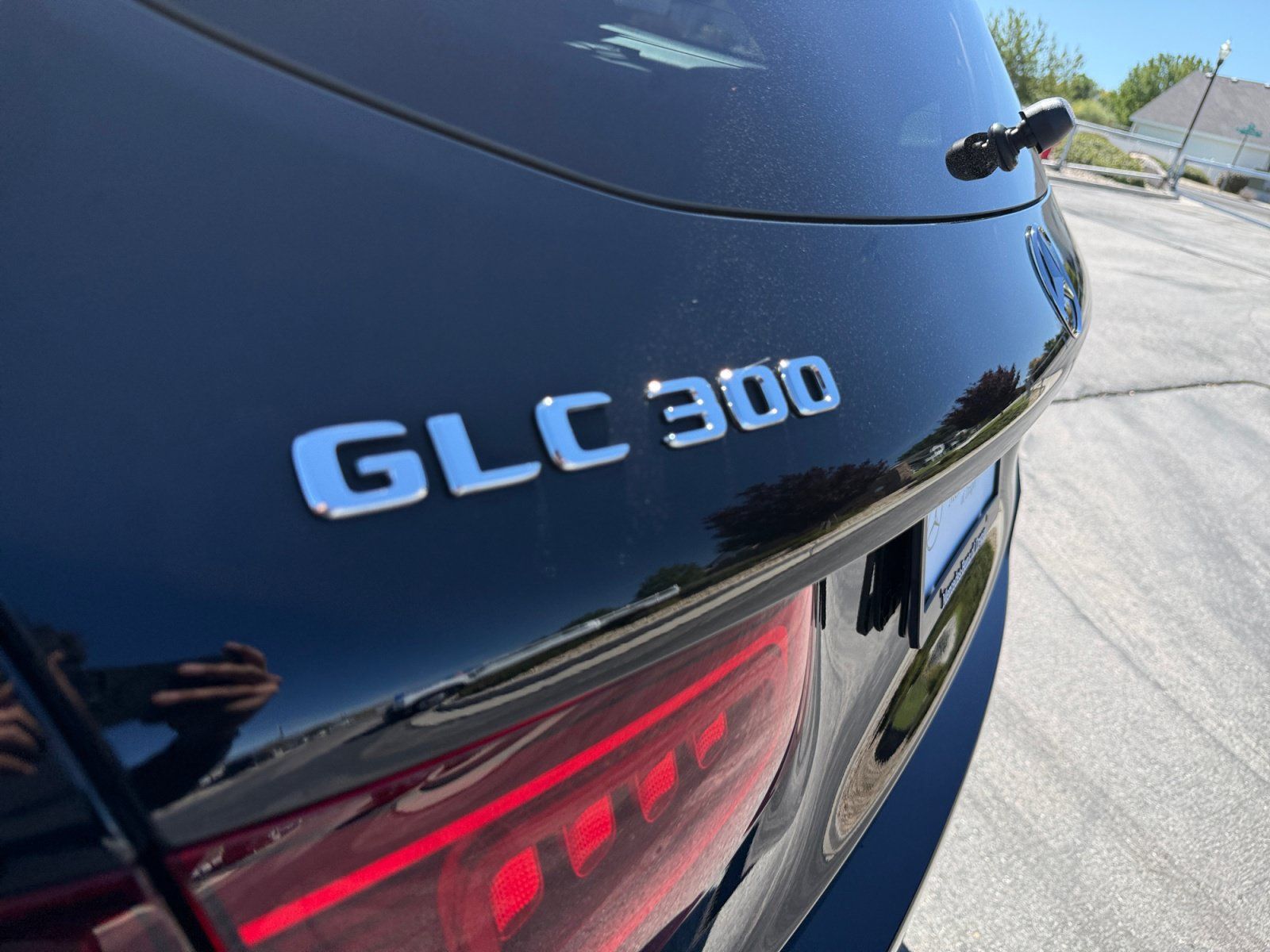 Used 2021 Mercedes-Benz GLC 300 4MATIC image 24