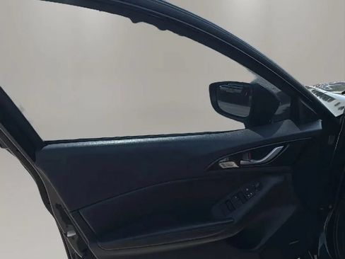 Used 2016 MAZDA MAZDA3 i Grand Touring FWD image 10