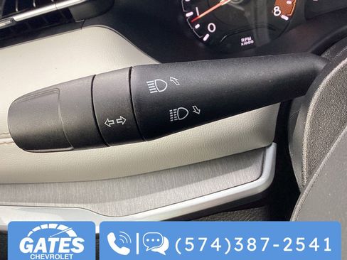 Used 2025 Jeep Compass Limited image 28