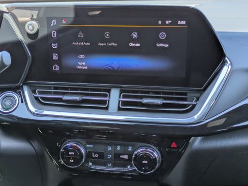 New 2026 Chevrolet Trax RS image 5