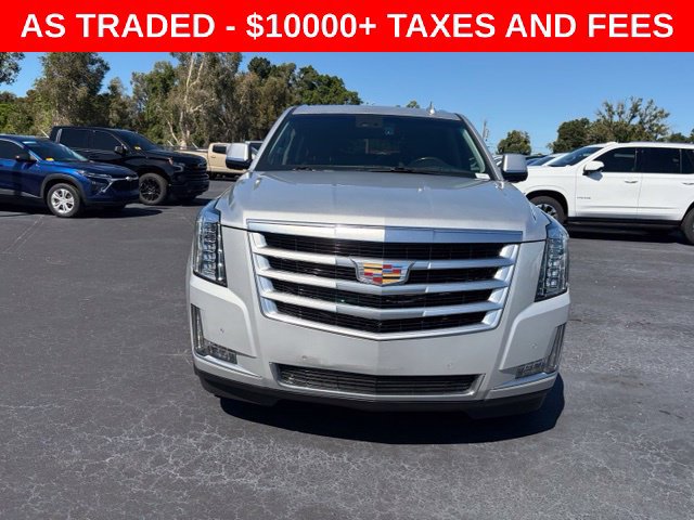 Used 2015 Cadillac Escalade Luxury AWD/4WD image 2