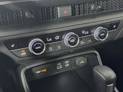 Certified 2024 Honda CR-V EX image 15