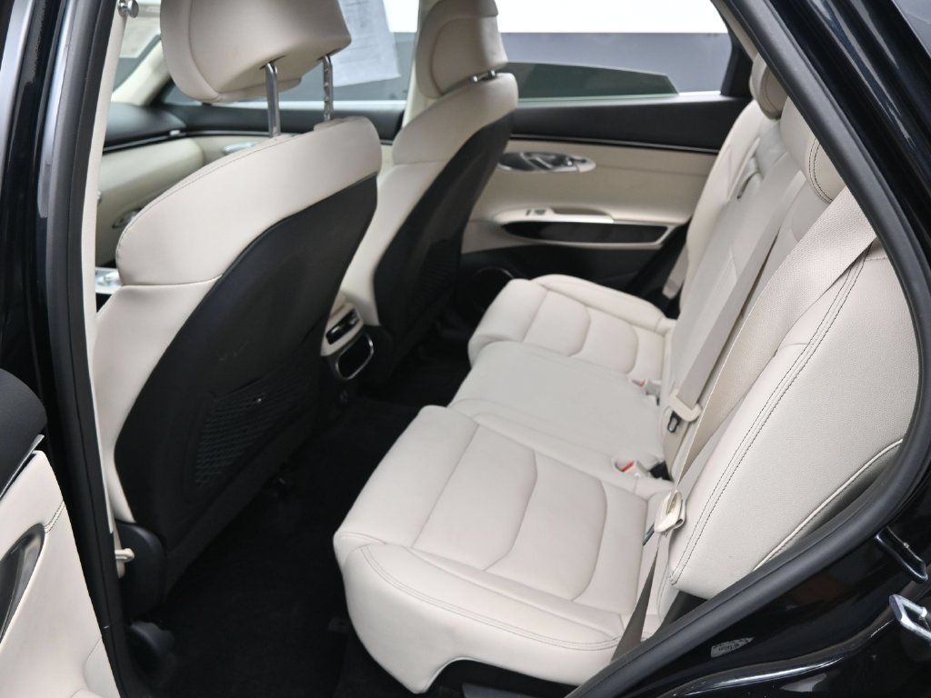 Used 2023 Genesis GV70 2.5T AWD/4WD image 26