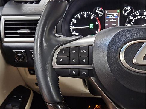 Used 2023 Lexus GX 460 Premium image 14