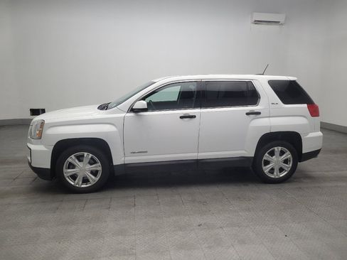 Used 2017 GMC Terrain SLE FWD image 2