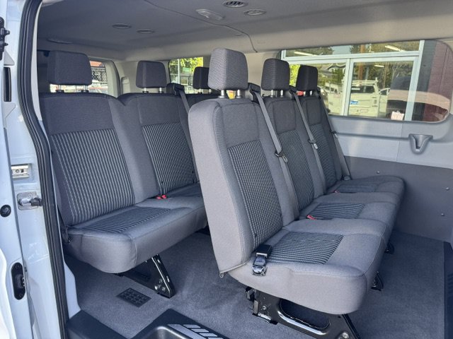 Used 2018 Ford Transit 150 XL RWD image 18