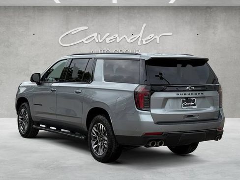Used 2025 Chevrolet Suburban Z71 AWD/4WD image 14