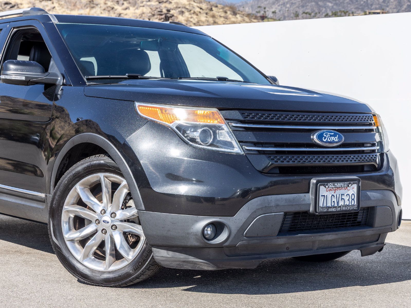 Used 2015 Ford Explorer Limited w/ Equipment Group 301A FWD image 8