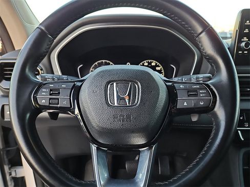 Used 2023 Honda Pilot EX-L image 30