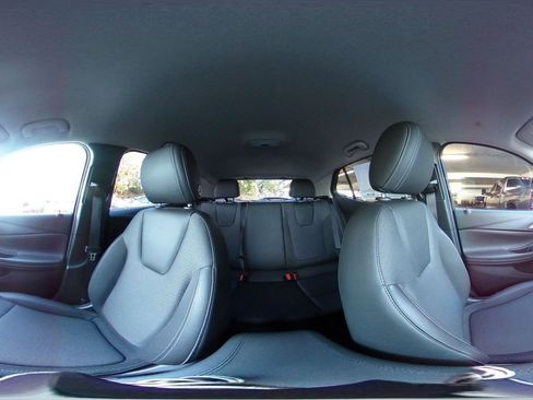 Used 2025 Buick Encore GX Preferred image 42