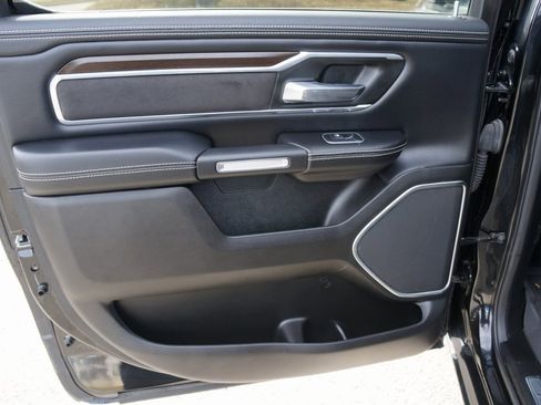 Used 2022 RAM 1500 Laramie image 11