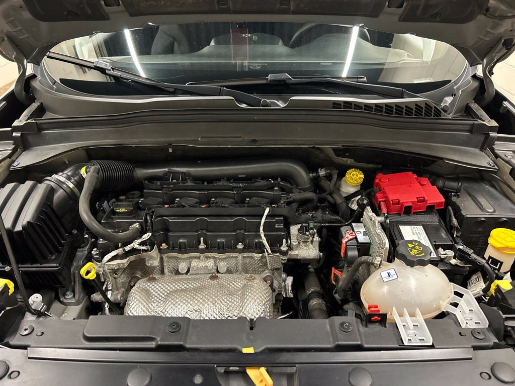 Used 2021 Jeep Renegade Latitude AWD/4WD image 14