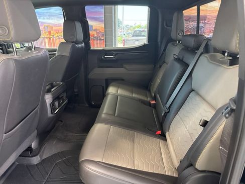 Used 2022 Chevrolet Silverado 1500 ZR2 w/ Technology Package AWD/4WD image 12