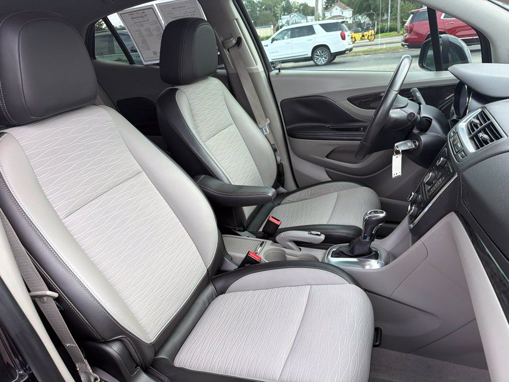 Used 2016 Buick Encore FWD image 11
