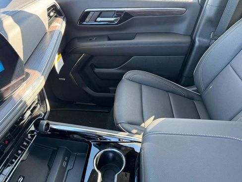 New 2026 Chevrolet Tahoe Premier image 40