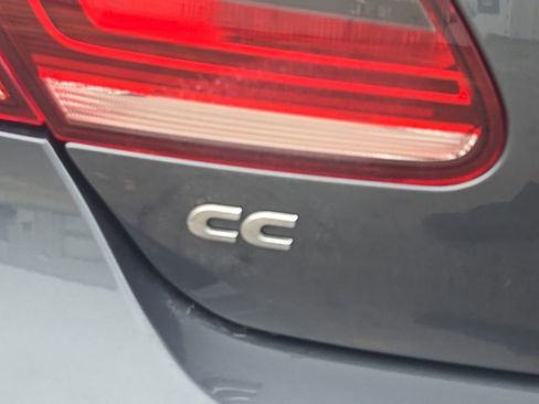 Used 2013 Volkswagen CC Sport image 7