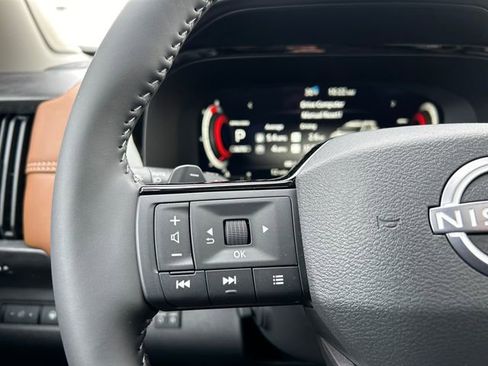 New 2026 Nissan Pathfinder Platinum image 13