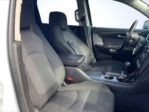 Used 2016 Chevrolet Traverse LT FWD image 7