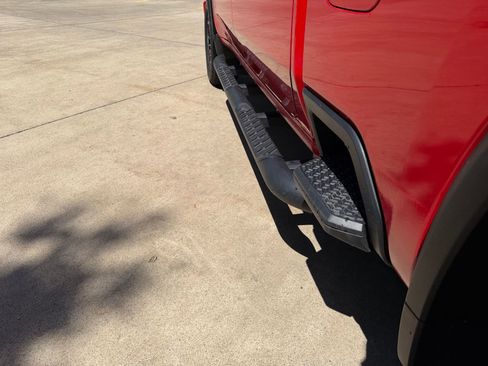 Used 2022 Chevrolet Silverado 2500 LTZ w/ LTZ Plus Package AWD/4WD image 37