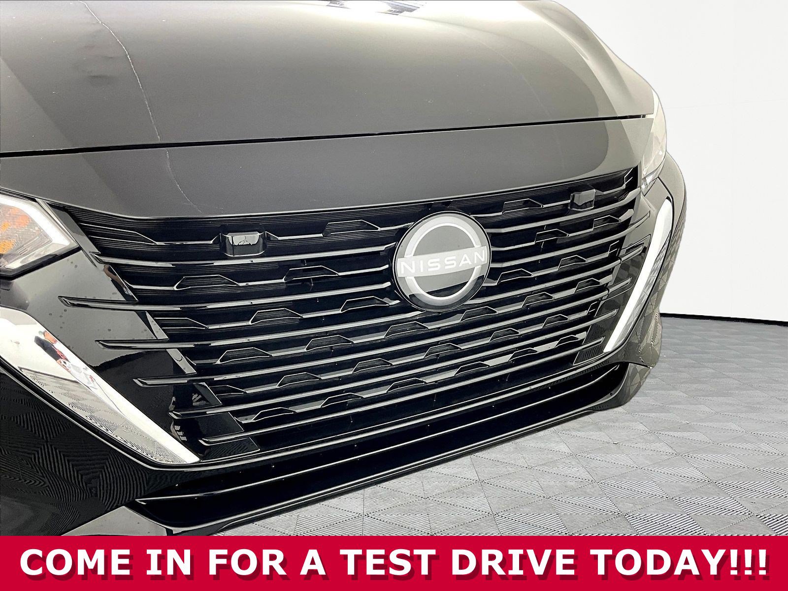 Used 2025 Nissan Sentra S FWD image 28